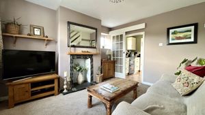 Sitting Room- click for photo gallery